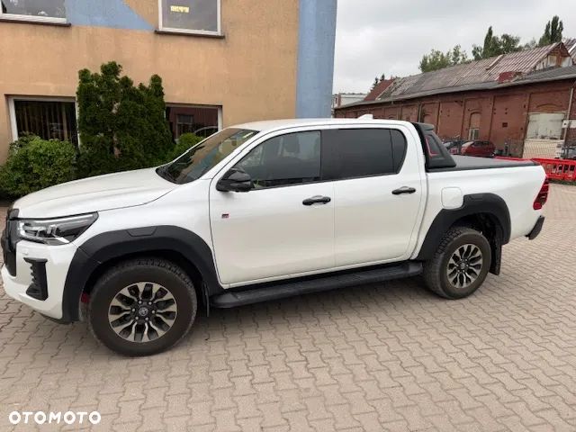 Toyota Hilux 2.8 D-4D Double Cab GR Sport 4x4 - 2