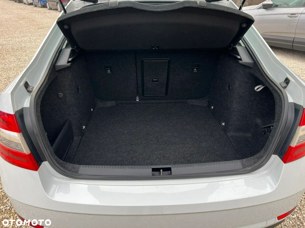 Skoda Octavia 1.6 TDI Ambition DSG - 7