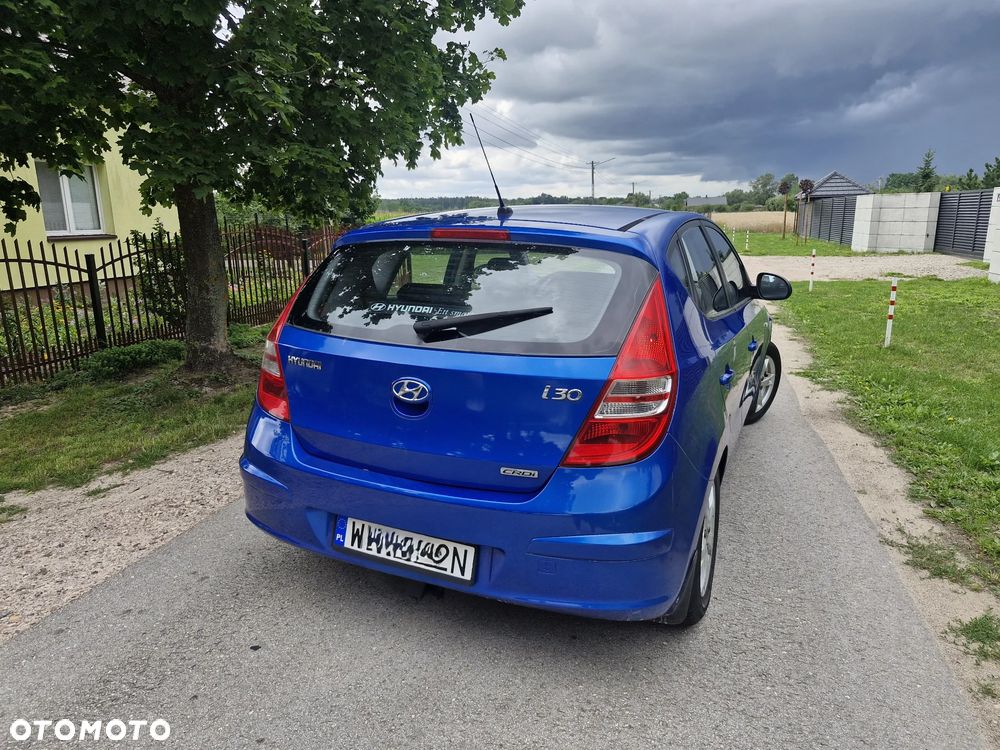 Hyundai i30 1.6 CRDi Classic + - 5