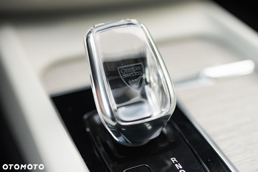 Volvo XC 60 B4 D AWD Inscription - 30