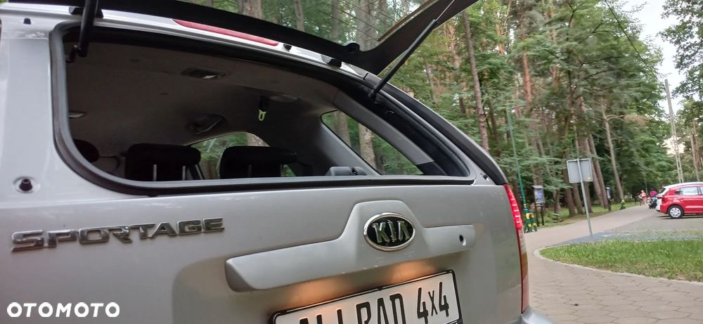 Kia Sportage 2.0 CRDI EX - 21