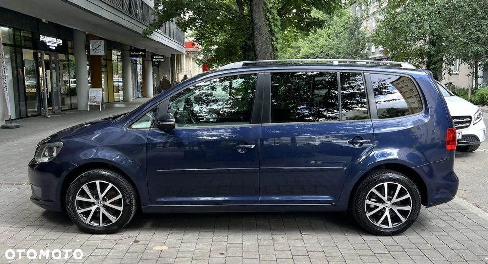 Volkswagen Touran 2.0 TDI DPF Comfortline - 4
