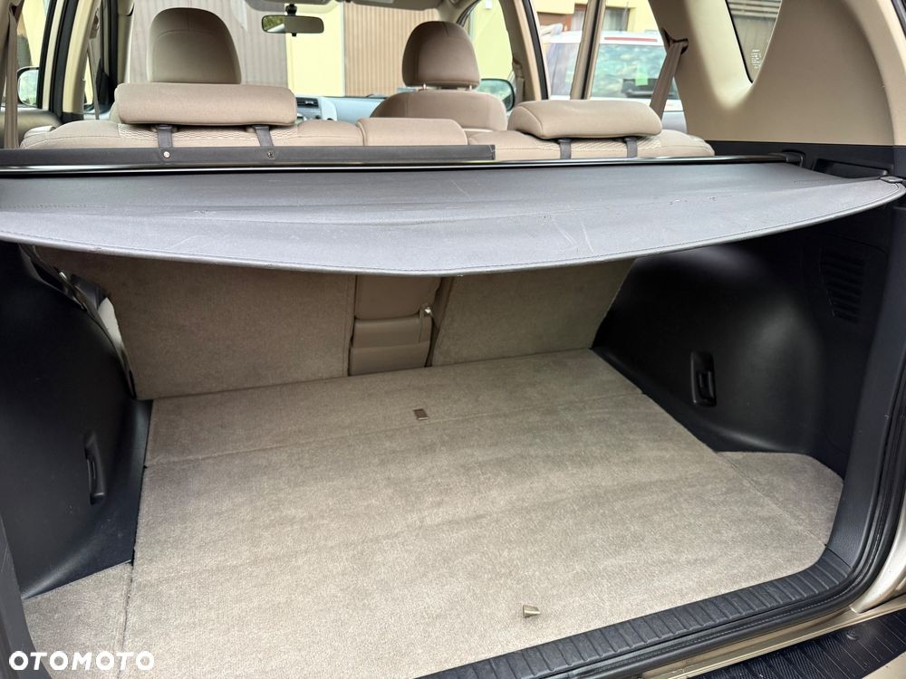 Toyota RAV4 2.0 VVT-i Premium - 15