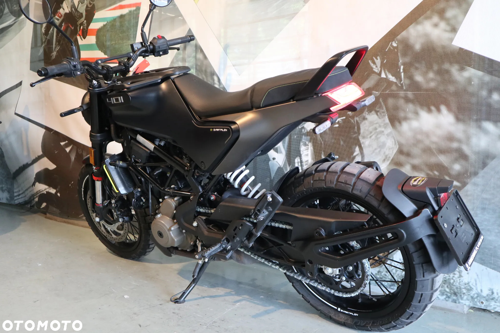 Husqvarna Svartpilen - 8