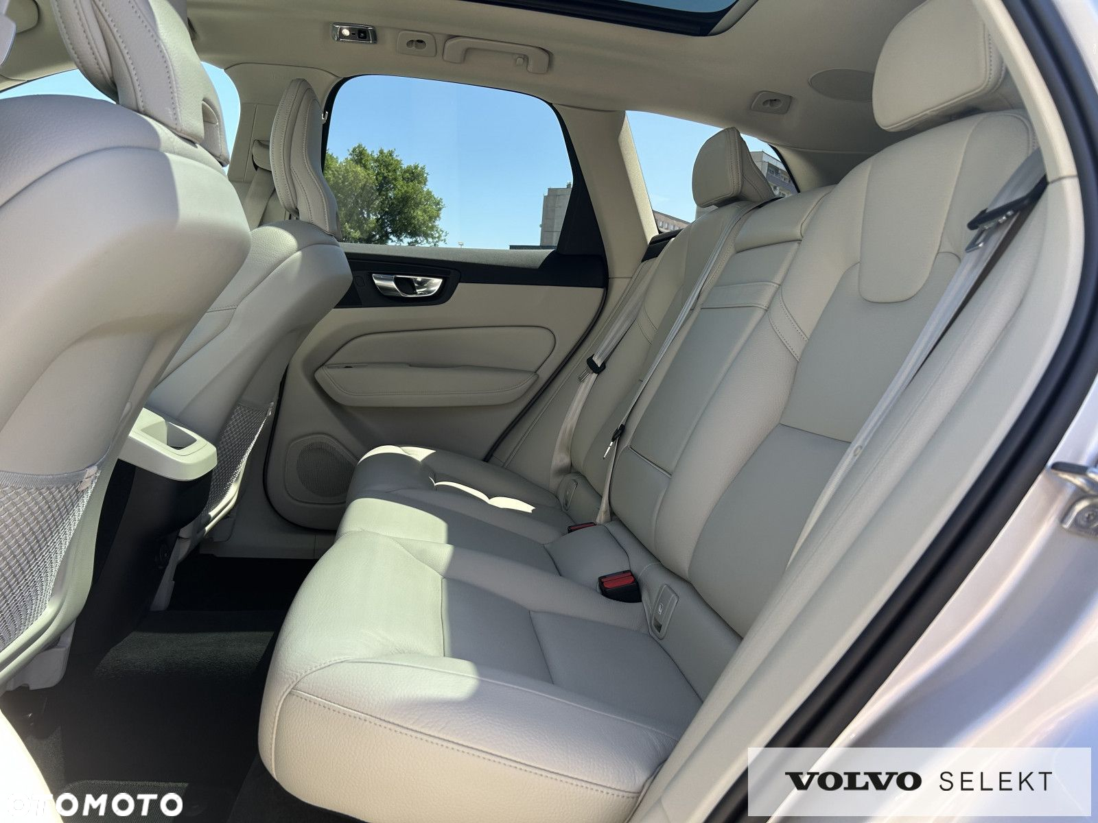Volvo XC 60 - 33