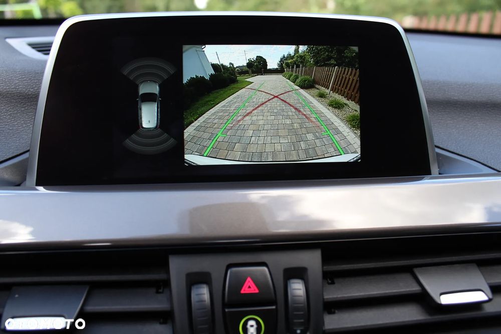 BMW X1 sDrive18i xLine - 29