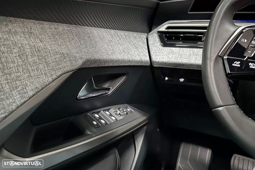 Peugeot 3008 1.2 Hybrid Allure e-DCS6 - 47