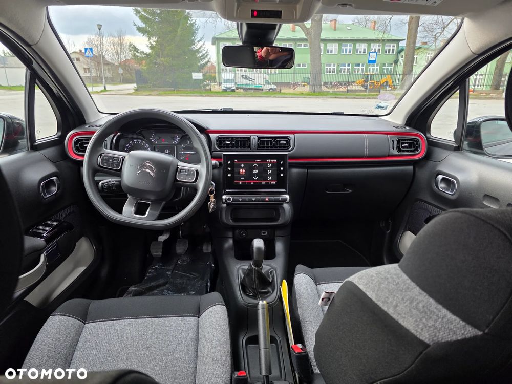Citroën C3 Pure Tech 82 SHINE - 13