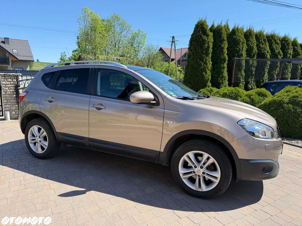 Nissan Qashqai 2.0 Lounge CVT - 1