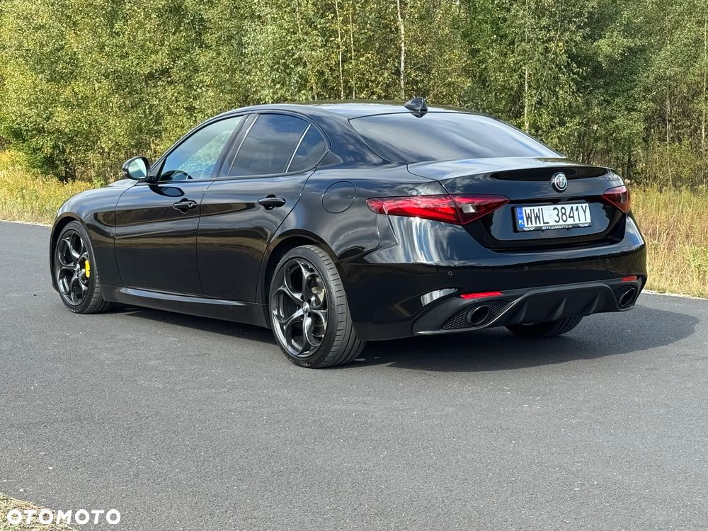 Alfa Romeo Giulia 2.0 Turbo 16V AT8 Veloce - 2