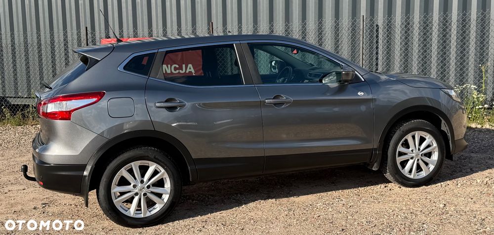 Nissan Qashqai 1.2 DIG-T Tekna EU6 - 4
