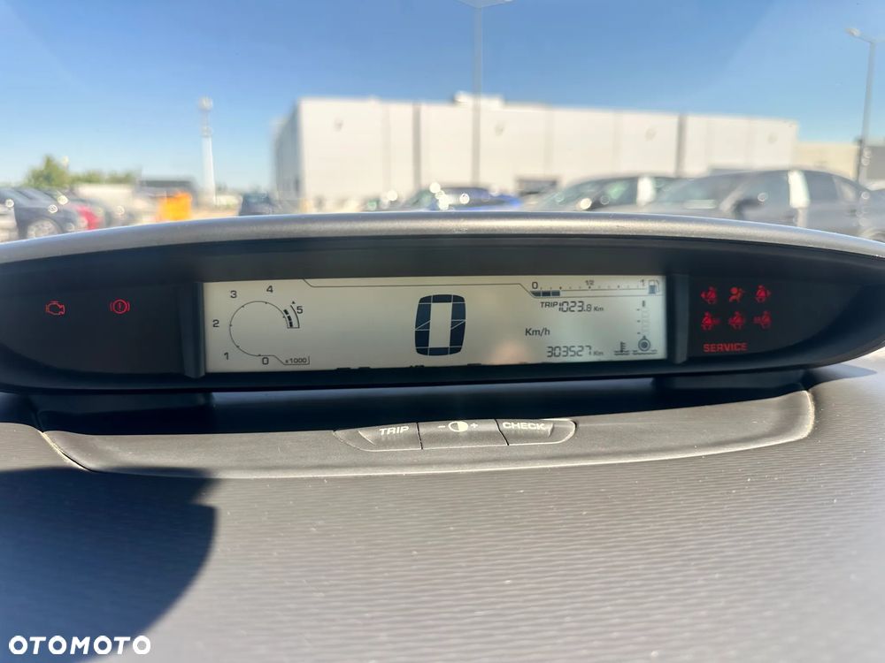 Citroën C4 2.0 HDi VTS - 9