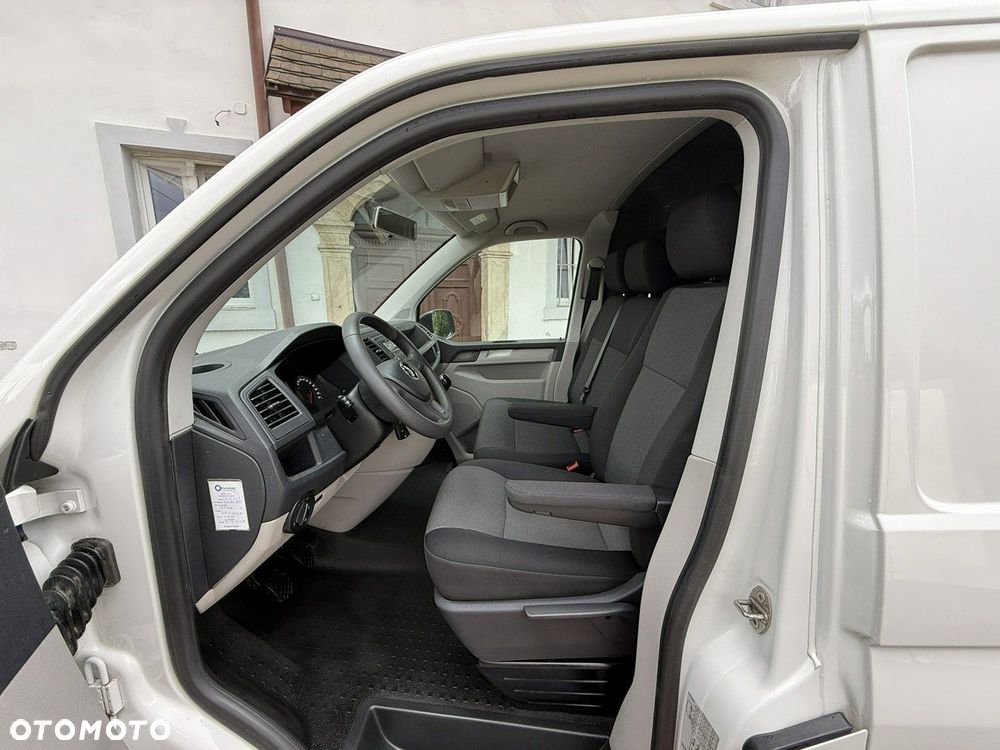 Volkswagen Transporter - 5