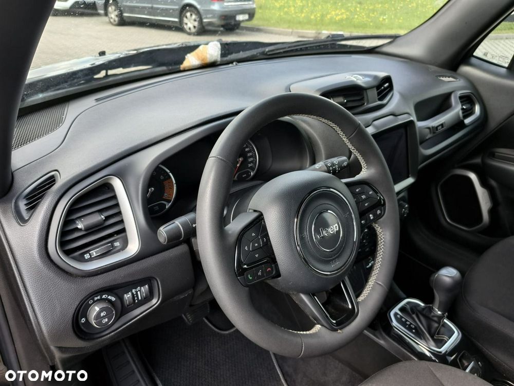 Jeep Renegade - 10