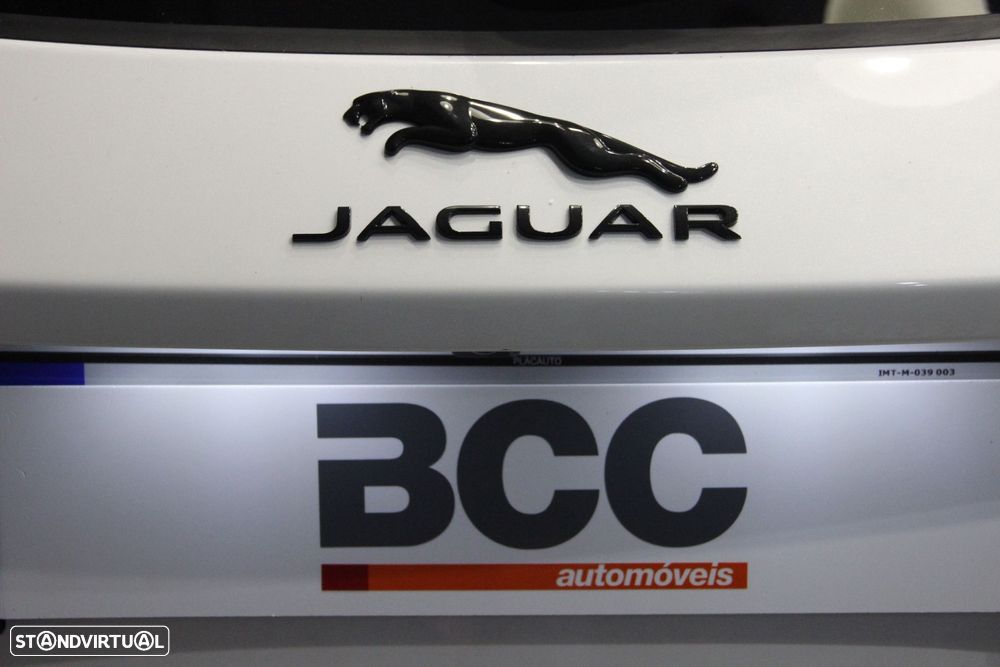 Jaguar E-Pace 1.5 P300e R-Dynamic SE AWD Aut. - 29