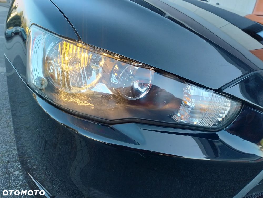 Mitsubishi Lancer 1.8 Intense - 25