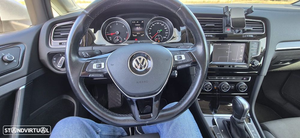 VW Golf Variant 2.0 TDi Highline DSG 119g - 8