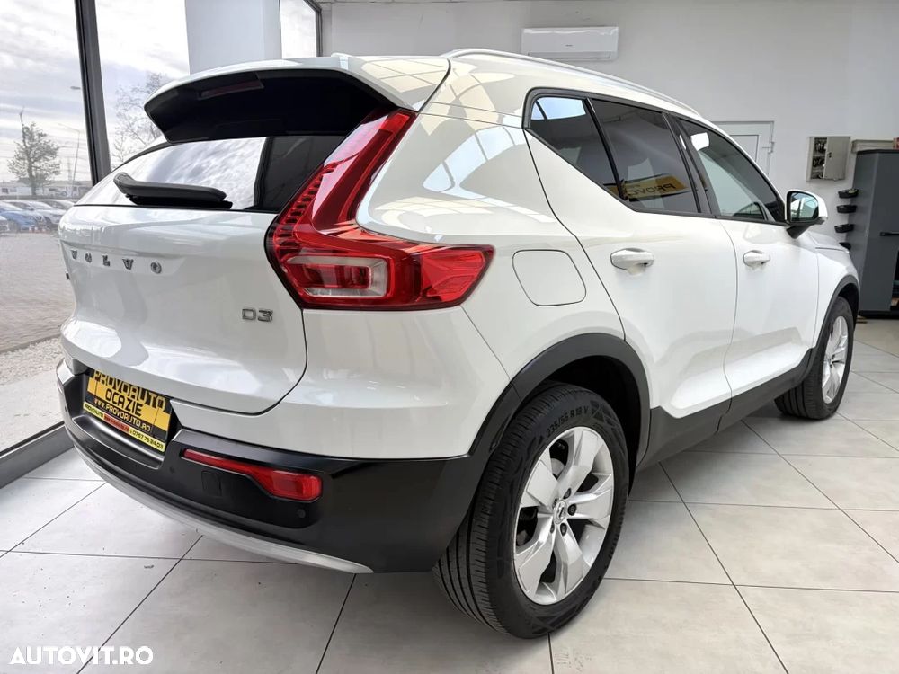 Volvo XC 40 - 3