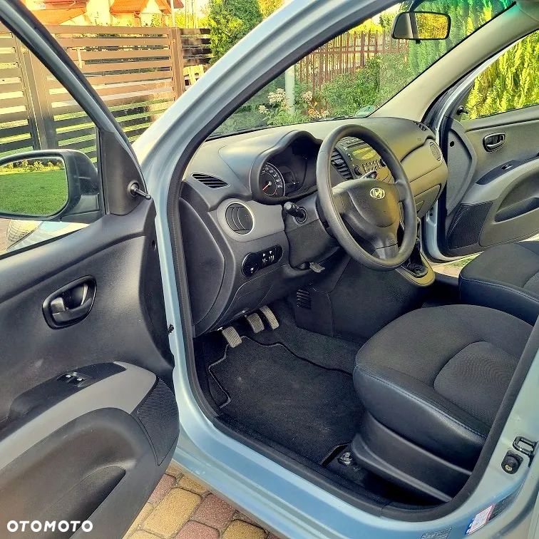 Hyundai i10 1.1 Classic + - 6