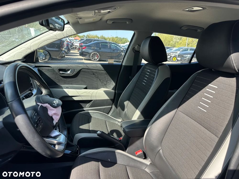 Kia Stonic - 14