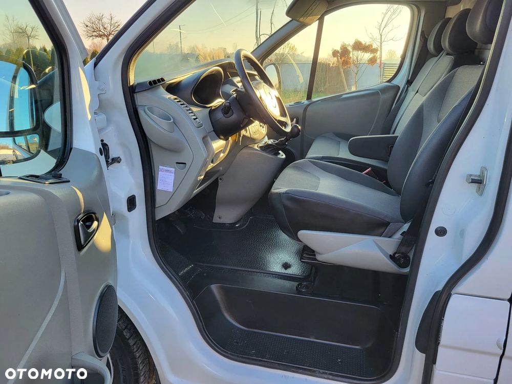 Renault Trafic - 9