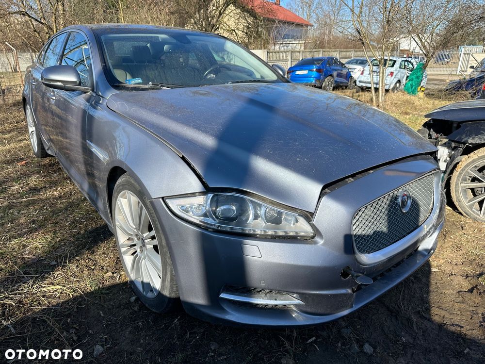 Jaguar XJ 3.0 D V6 LWB Premium Luxury - 1