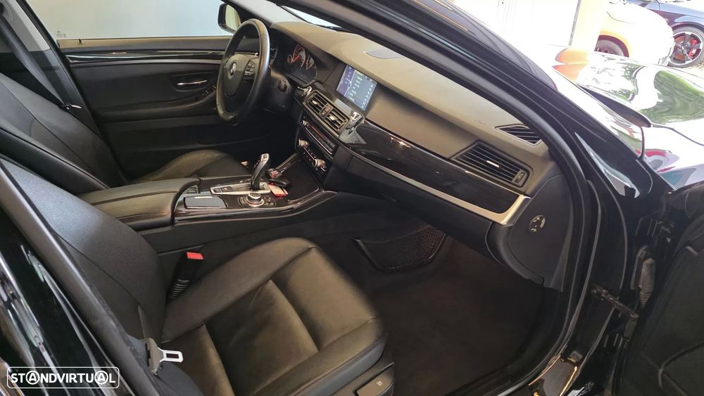 BMW 520 d Line Modern Auto - 46