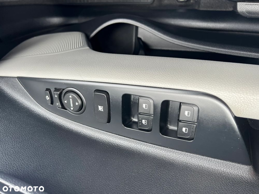Kia Stonic 1.0 T-GDI L - 26