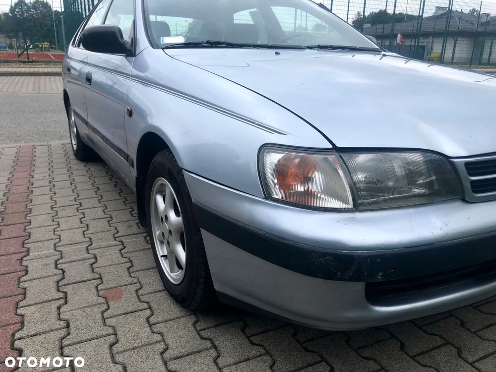 Toyota Carina 1.8 - 18