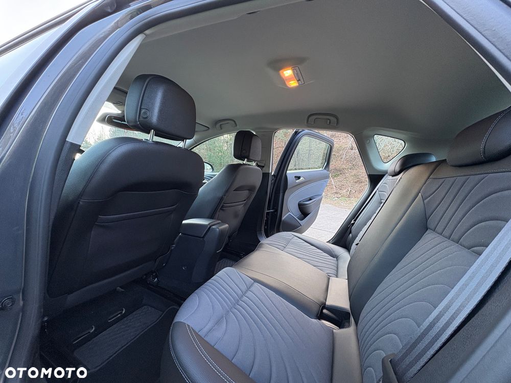 Opel Astra 1.4 Turbo Automatik Exklusiv - 21