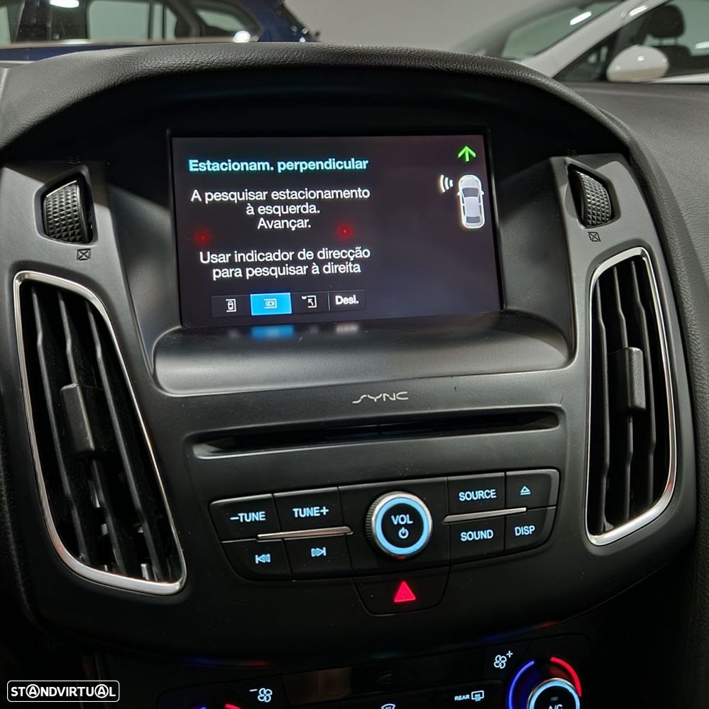 Ford Focus SW 1.5 TDCi Titanium - 17