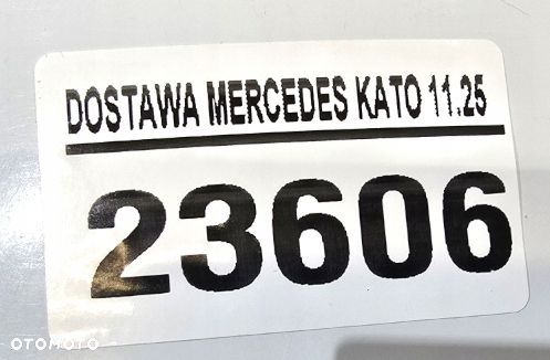 owiewka narożnik kabiny prawy mercedes actros mp4 a9607511330 - 6