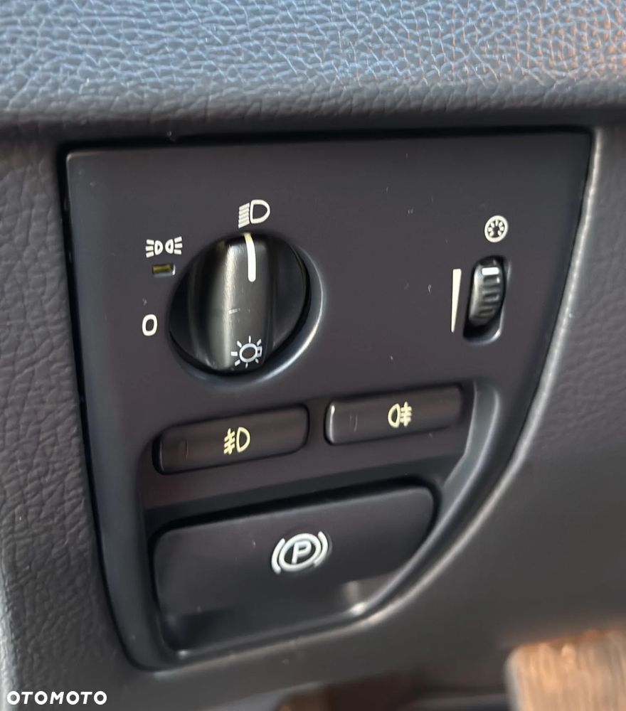 Volvo XC 90 3.2 Summum - 19