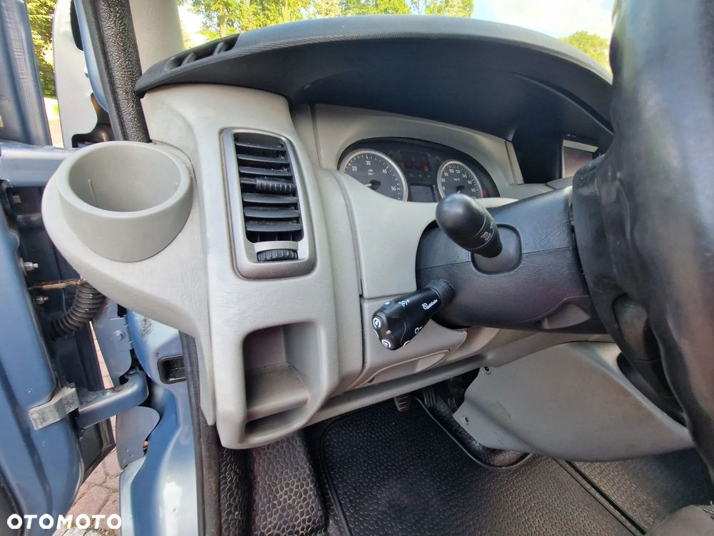 Opel VIVARO - 14