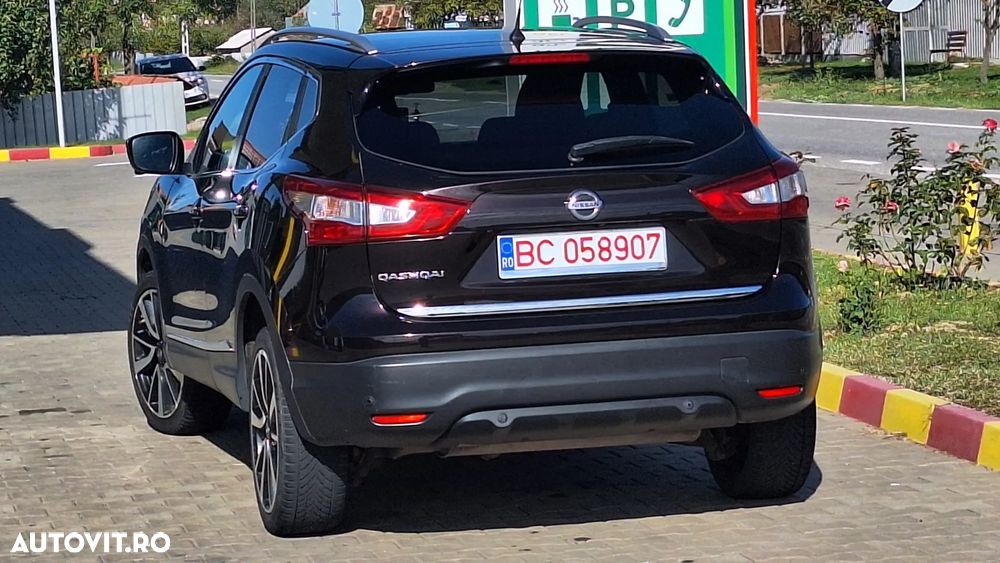 Nissan Qashqai 1.6 DCI ALL-MODE 4x4i Black Edition - 4