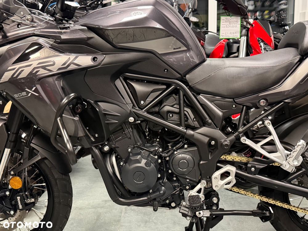 Benelli TRK 502X - 35