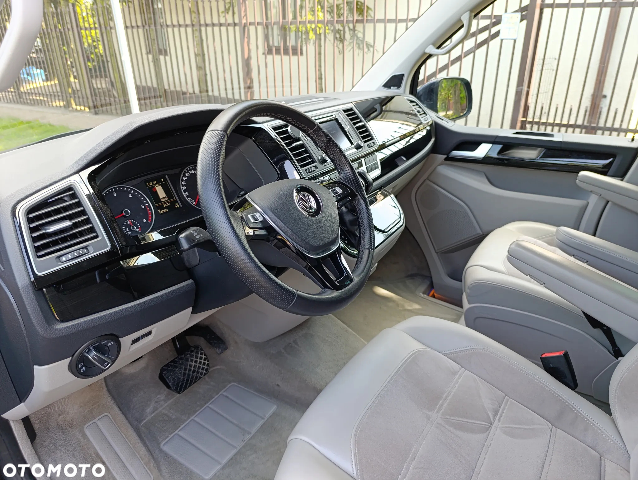 Volkswagen Multivan 2.0 BiTDI L1 Highline DSG - 12