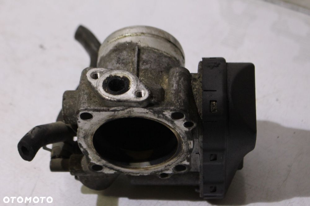 PRZEPUSTNICA VOLKSWAGEN NEW BEETLE  06A133062A - 4