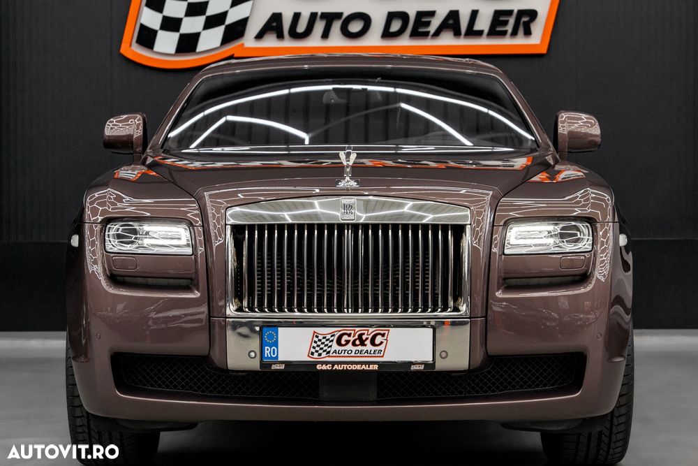 Rolls-Royce Ghost - 24