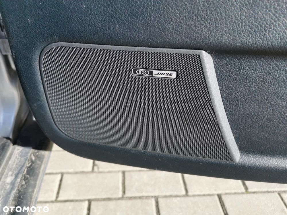 Audi A4 Limousine 2.4 Quattro - 25