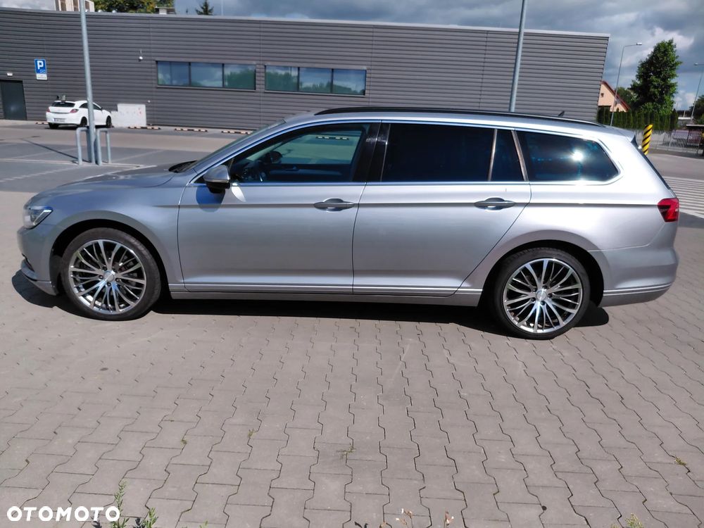 Volkswagen Passat Variant 2.0 TDI (BlueMotion Technology) Comfortline - 19