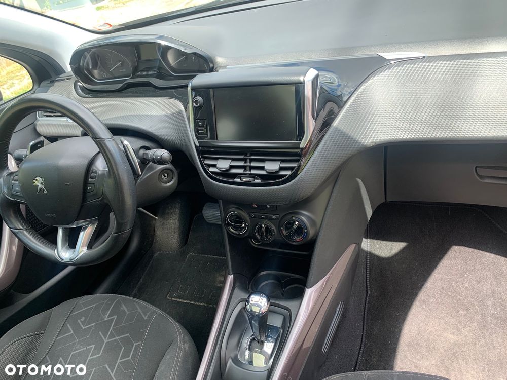 Peugeot 2008 PureTech 82 ETG5 STOP&START Active - 25