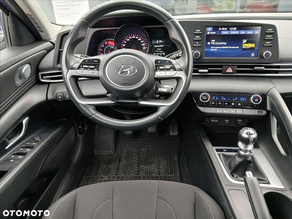 Hyundai Elantra 1.6 Smart - 8