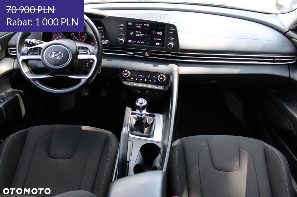 Hyundai Elantra - 18