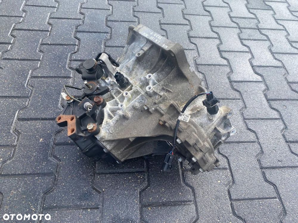 SKRZYNIA BIEGÓW 1.4 16V TDJ5F KIA VENGA 2014 - 3