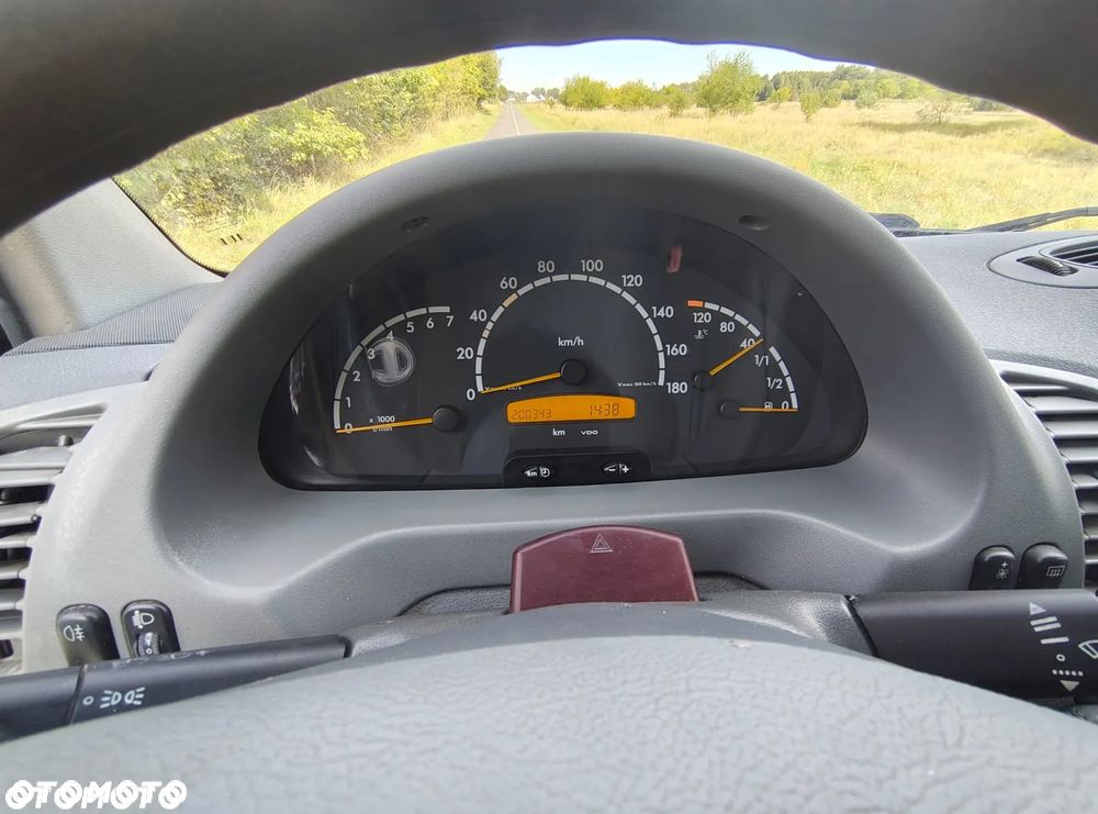 Mercedes-Benz SPRINTER - 5