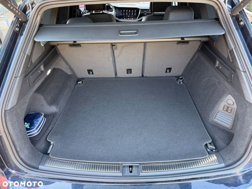 Volkswagen Touareg 3.0 V6 TDI 4Motion R-Line - 12