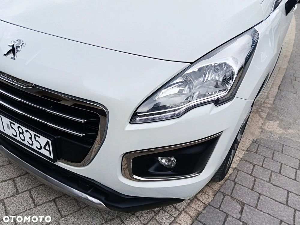 Peugeot 3008 1.6 BlueHDi Style S&S - 9