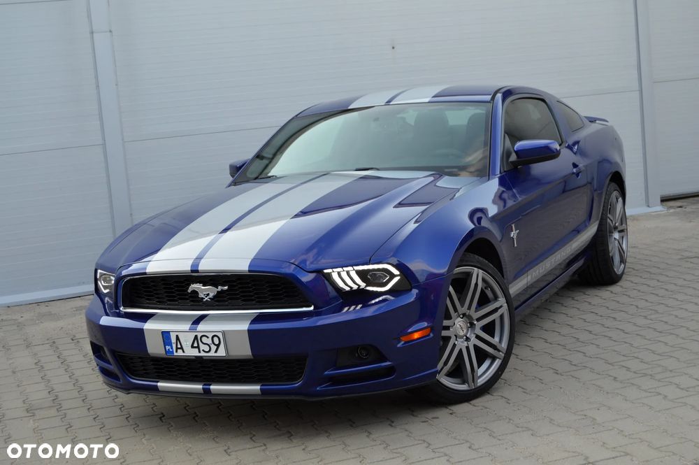 Ford Mustang - 32