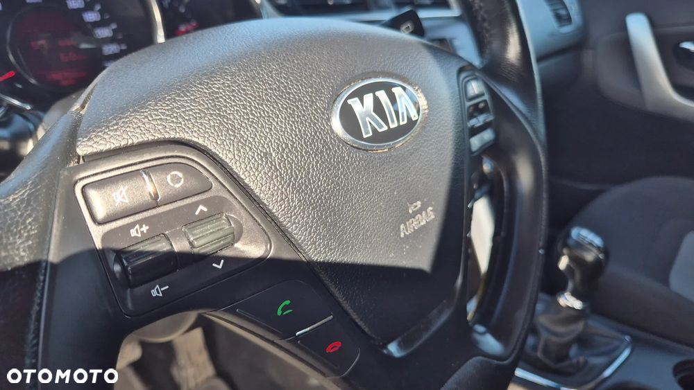 Kia Ceed 1.6 CRDi 136 ISG Dream Team Edition - 20